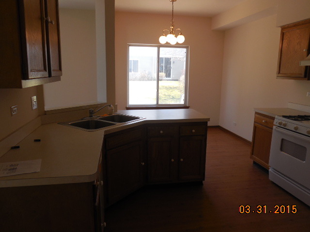 1591 Spaulding Rd, Bartlett, IL 60103 photo 6