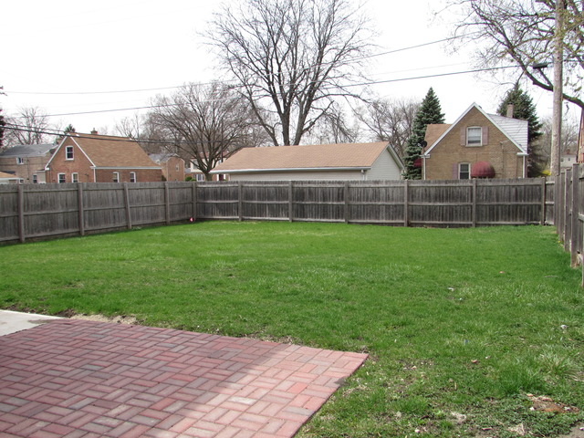 2344 S 19th Ave, Broadview, IL 60155 photo 20