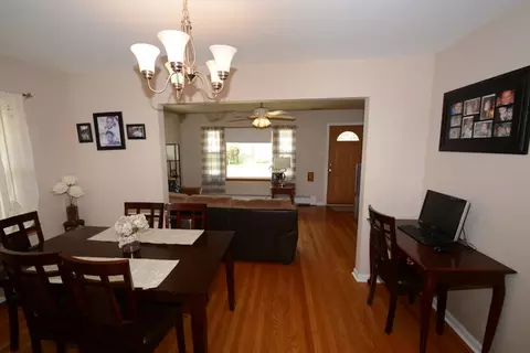 4543 Pulaski Ave, Lyons, IL 60534 photo 5