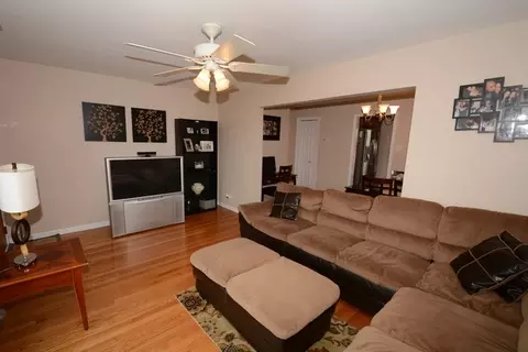 4543 Pulaski Ave, Lyons, IL 60534 photo 3