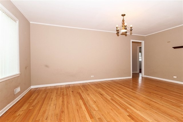 1210 Wayne Dr, Des Plaines, IL 60018 photo 15