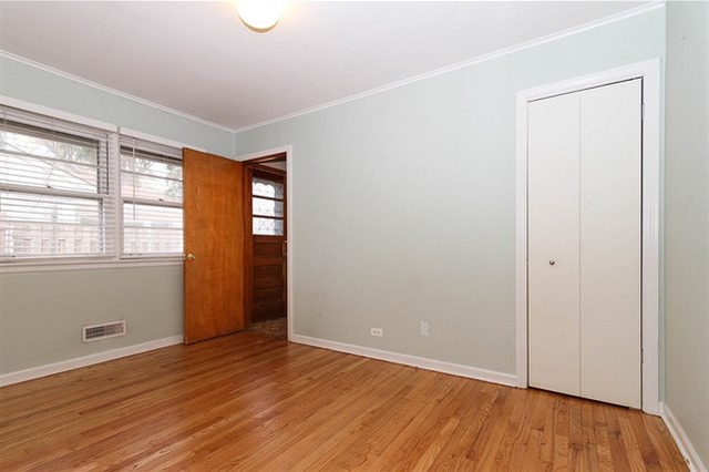 1210 Wayne Dr, Des Plaines, IL 60018 photo 8