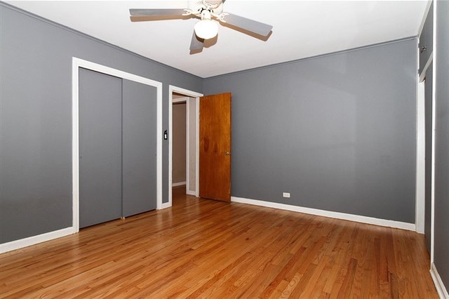 1210 Wayne Dr, Des Plaines, IL 60018 photo 4