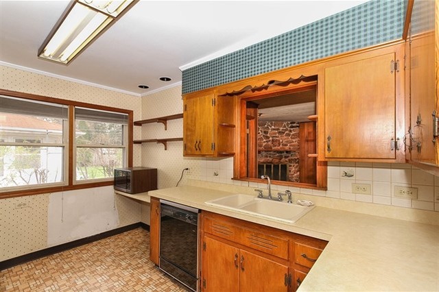 1210 Wayne Dr, Des Plaines, IL 60018 photo 10