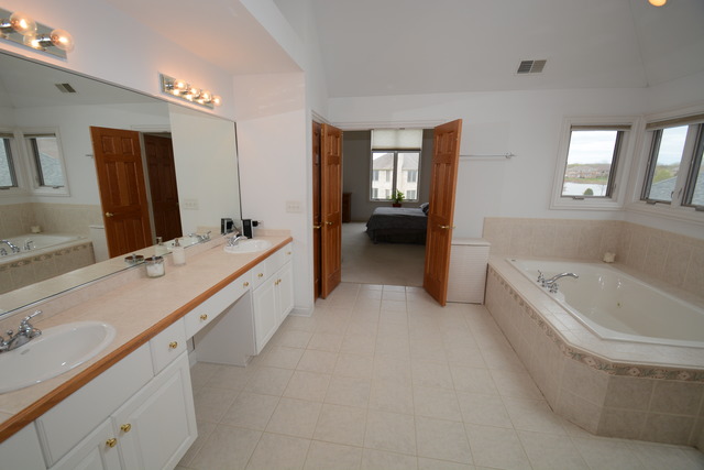 1410 Kinross St, Flossmoor, IL 60422 photo 12