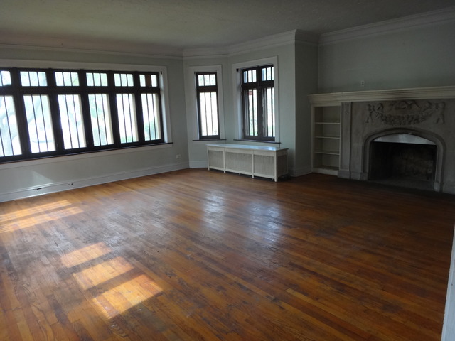 425 W 118th St, Chicago, IL 60628 photo 9