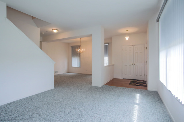 354 S Prospect Ave, Bartlett, IL 60103 photo 6