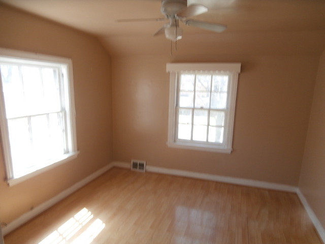 2107 S 19th Ave, Broadview, IL 60155 photo 7