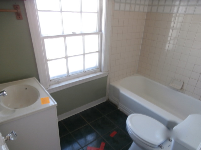 2107 S 19th Ave, Broadview, IL 60155 photo 6