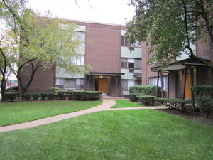  3433 W Bryn Mawr Ave #2n, Chicago, IL 60659 photo 1