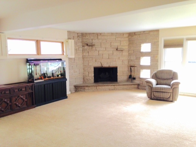 1103 Hunter Rd, Glenview, IL 60025 photo 3