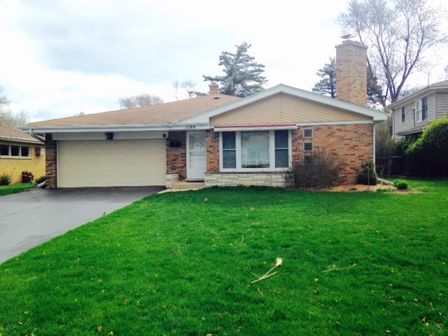 1103 Hunter Rd, Glenview, IL 60025 photo 1