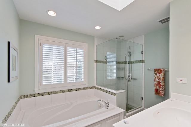 207 Hill Rd, Willowbrook, IL 60527 photo 11