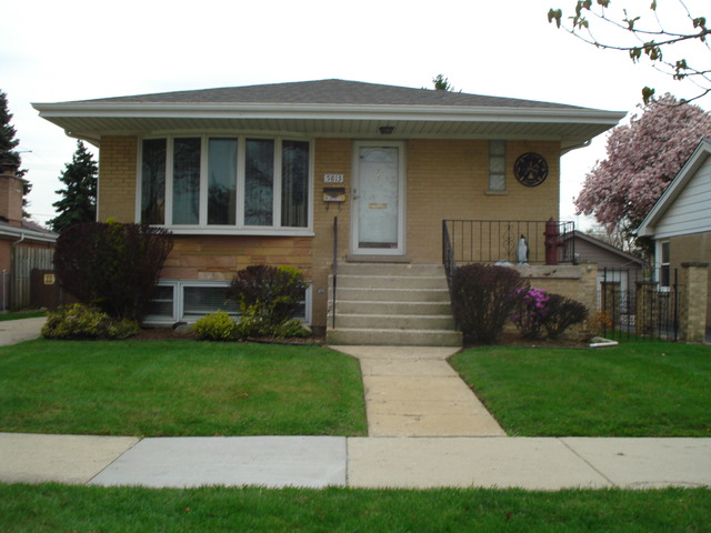 5813 Huron St, Berkeley, IL 60163 photo 2