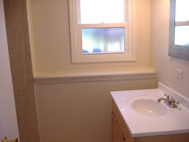 25 Pleasant St, Hoffman Estates, IL 60169 photo 10