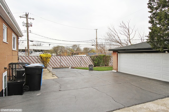 1618 E 92nd St, Chicago, IL 60617 photo 10