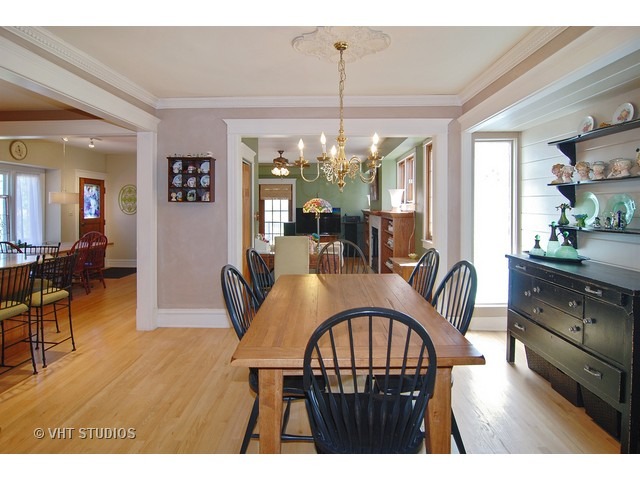 135 Gale Ave, River Forest, IL 60305 photo 3