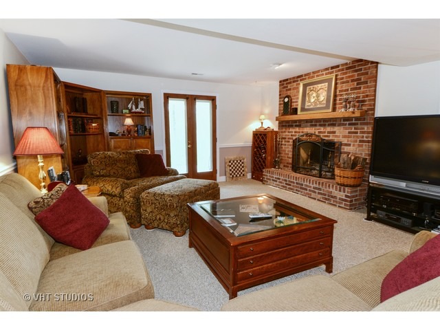 39 W155 Red Cloud Ln, Elgin, IL 60123 photo 11