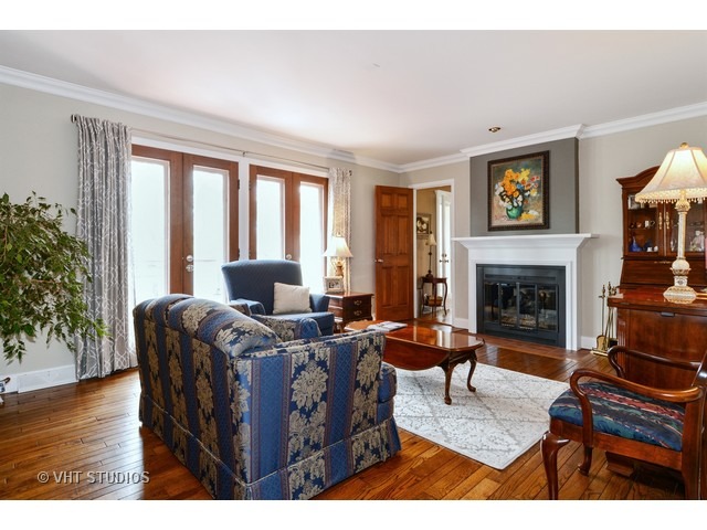 39 W155 Red Cloud Ln, Elgin, IL 60123 photo 3