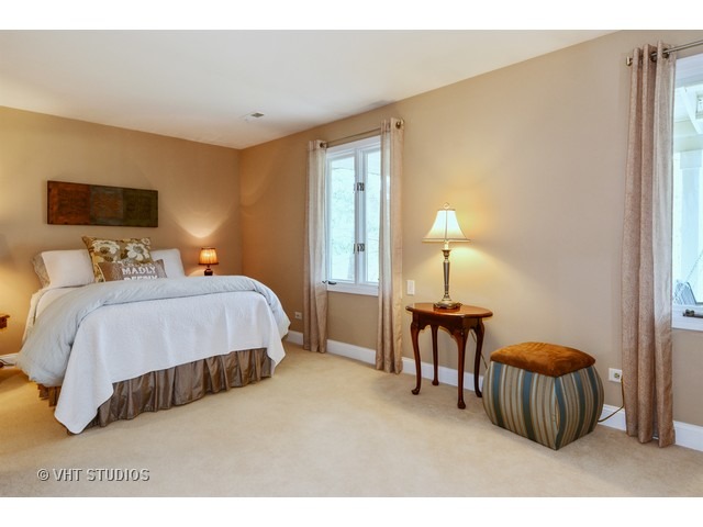 39 W155 Red Cloud Ln, Elgin, IL 60123 photo 14