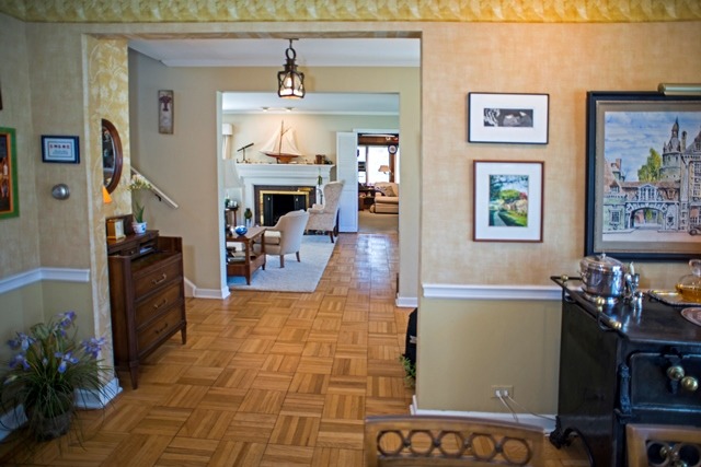 70 Williamsburg Rd, Evanston, IL 60203 photo 8