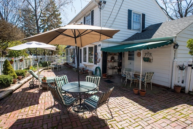 70 Williamsburg Rd, Evanston, IL 60203 photo 17