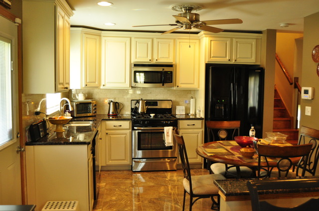 1556 Webster Ln, Des Plaines, IL 60018 photo 5