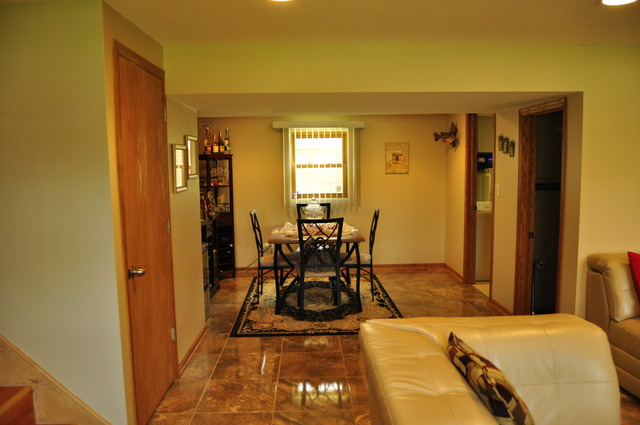 1556 Webster Ln, Des Plaines, IL 60018 photo 8