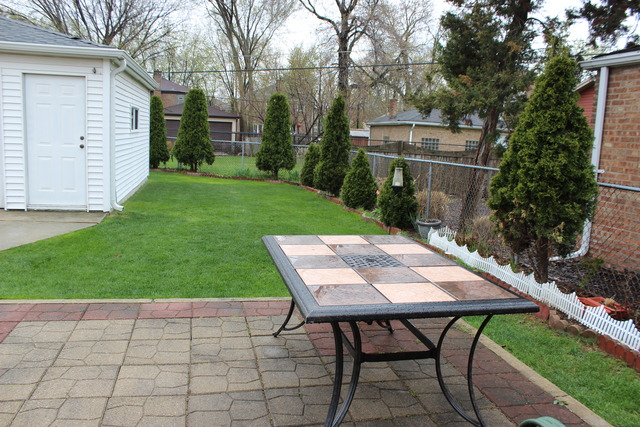 7037 Pershing Rd, Berwyn, IL 60402 photo 22