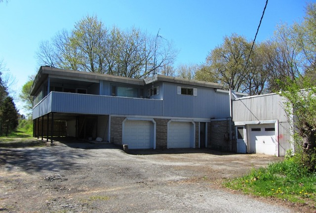 30508 S State Line Rd, Beecher, IL 60401 photo 1