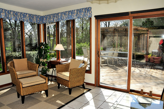2332 Richmond Dr, Wheaton, IL 60189 photo 9