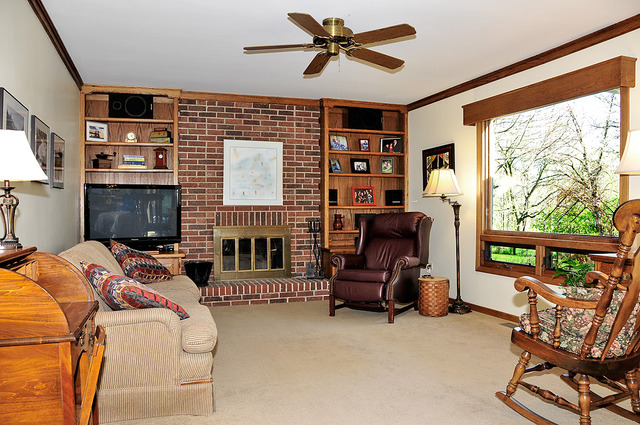 2332 Richmond Dr, Wheaton, IL 60189 photo 7