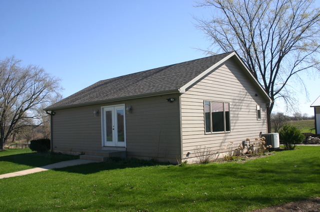 13202 Hebron Rd, Hebron, IL 60034 photo 4