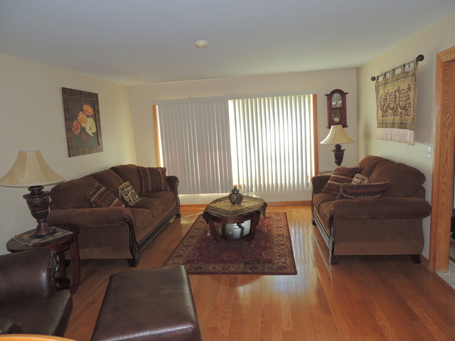 816 Tanglewood Dr, Wheeling, IL 60090 photo 6