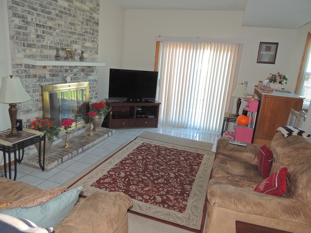 816 Tanglewood Dr, Wheeling, IL 60090 photo 7