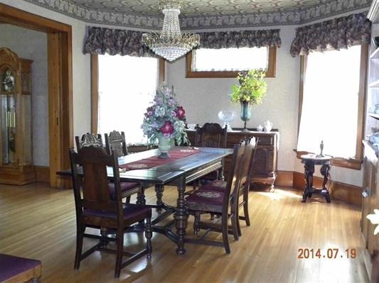 618 E 2nd St, Dixon, IL 61021 photo 7
