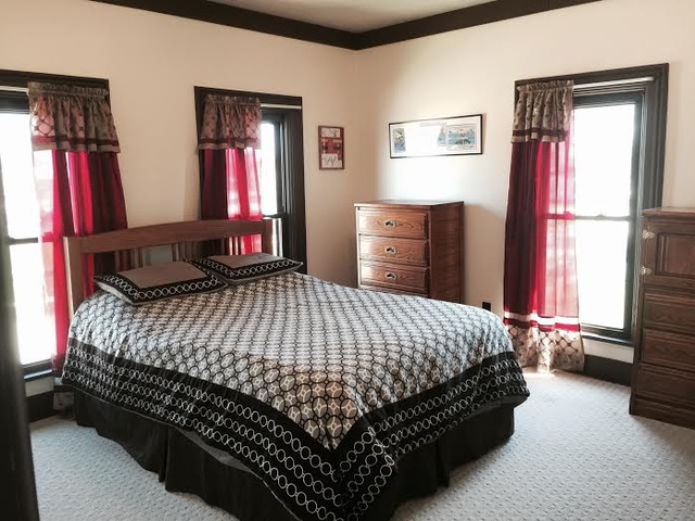 328 W 4th St, Byron, IL 61010 photo 9