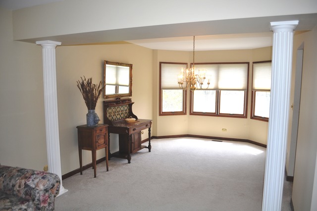 2053 Spaulding Ave, West Dundee, IL 60118 photo 6
