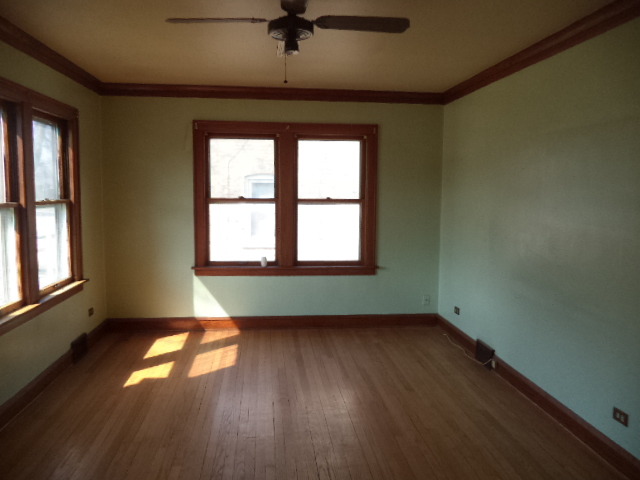 4407 Elm Ave, Lyons, IL 60534 photo 2