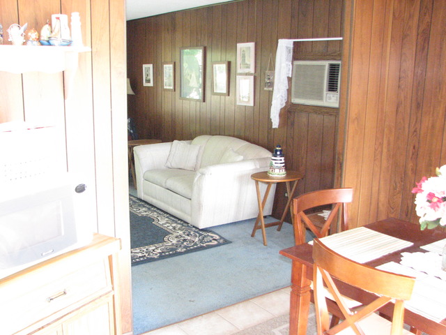 15228 Hamlin Ave, Midlothian, IL 60445 photo 5