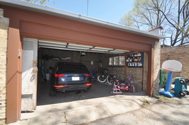 1119 E 54 St, Chicago, IL 60615 photo 25
