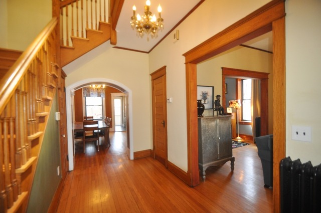 1119 E 54 St, Chicago, IL 60615 photo 3