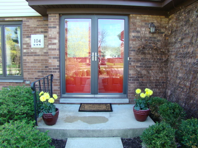104 Pipers Dr, Bartlett, IL 60103 photo 3
