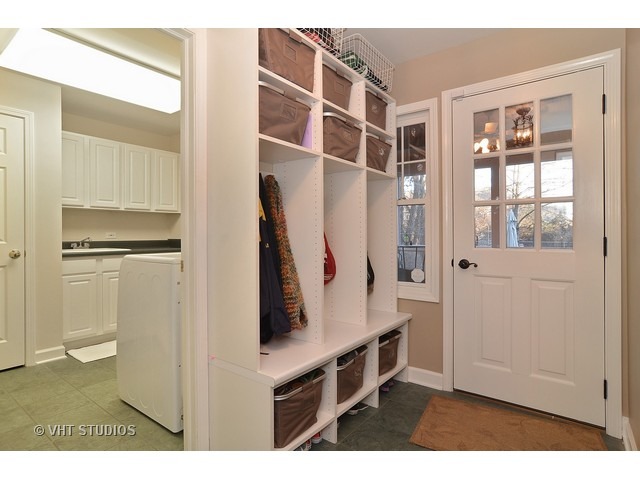 635 Windsor Rd, Glenview, IL 60025 photo 10