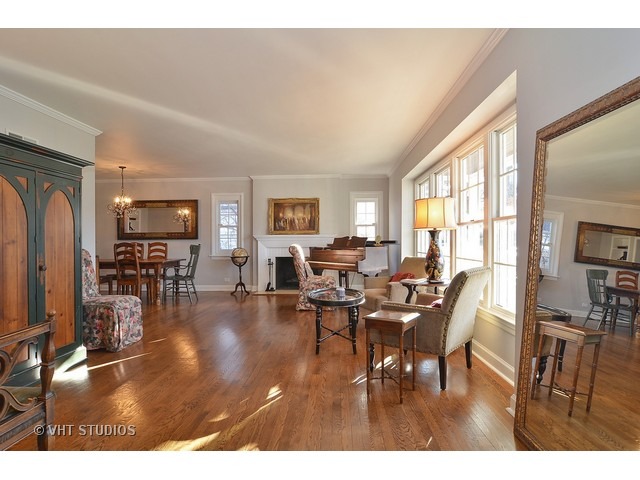 635 Windsor Rd, Glenview, IL 60025 photo 3
