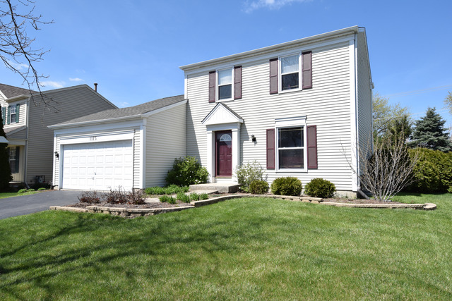 1175 Harwich Dr, Carol Stream, IL 60188 photo 1