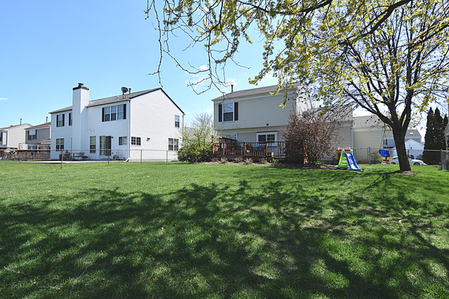 1175 Harwich Dr, Carol Stream, IL 60188 photo 16