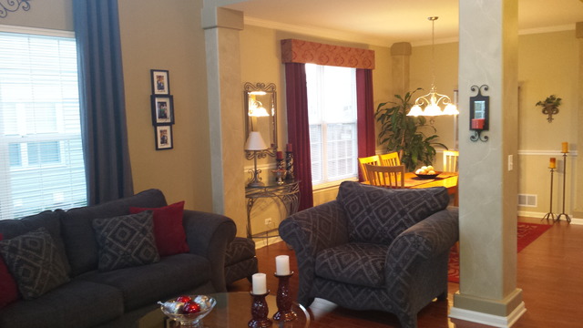 1662 Montclair Dr, Elgin, IL 60123 photo 3