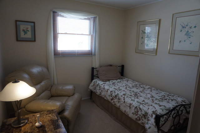 3400 Meadow Dr, Rolling Meadows, IL 60008 photo 10