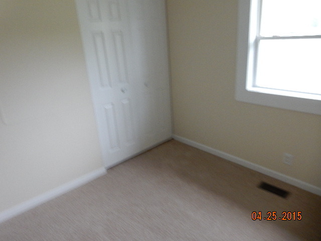 53 Longbeach Rd, Montgomery, IL 60538 photo 7